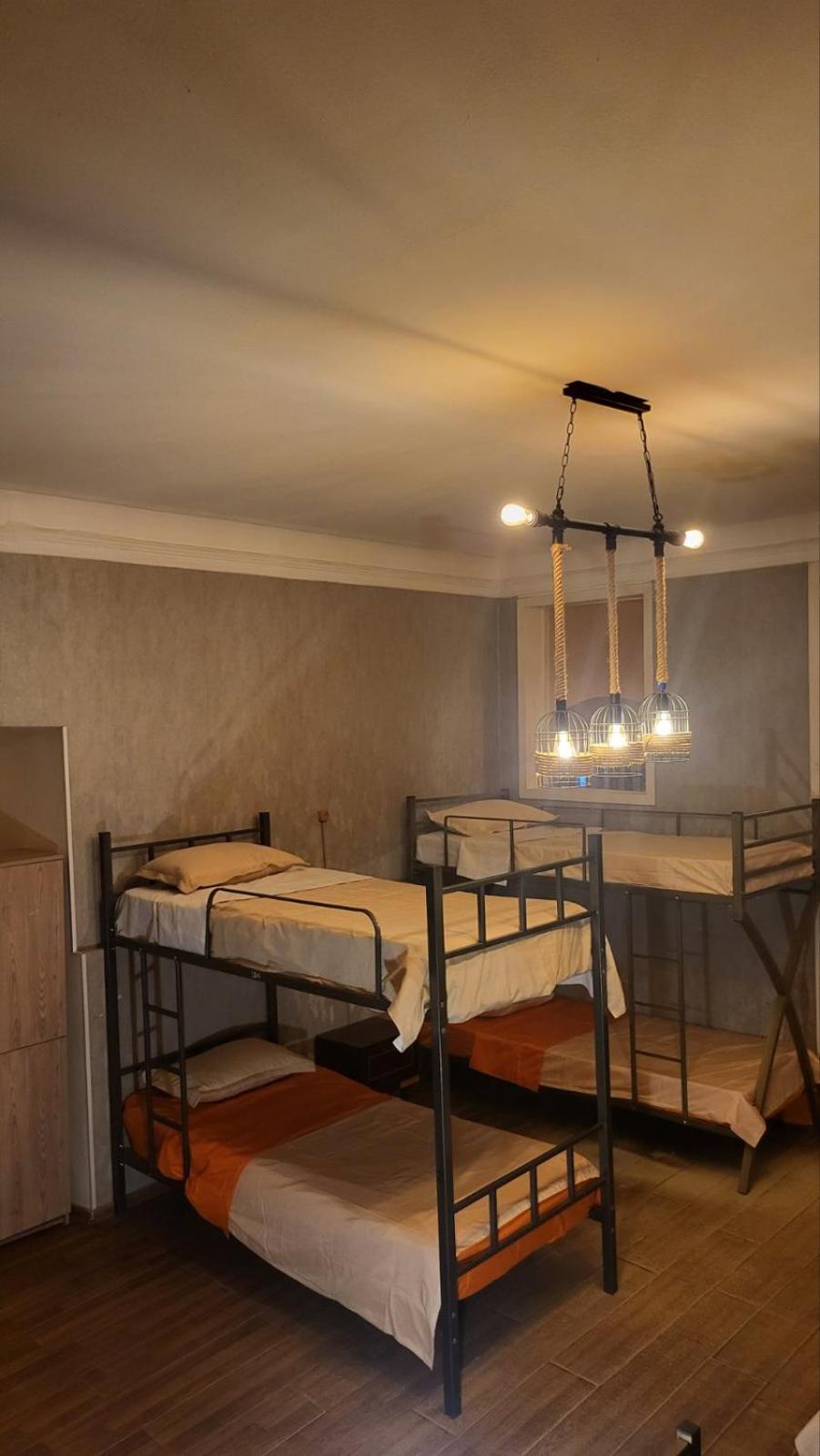 Orbeliani Hostel Tbilisi Quarto foto